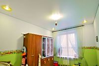 Сатиновый натяжной потолок в детскую 15 м2 